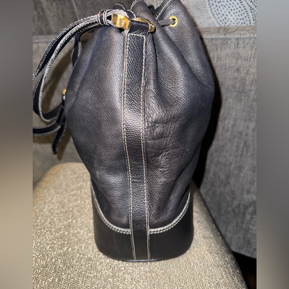 Loewe Black Bucket Shoulder Bag - Picture 6 of 7